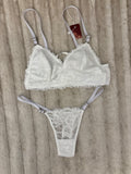 Conjunto en encaje